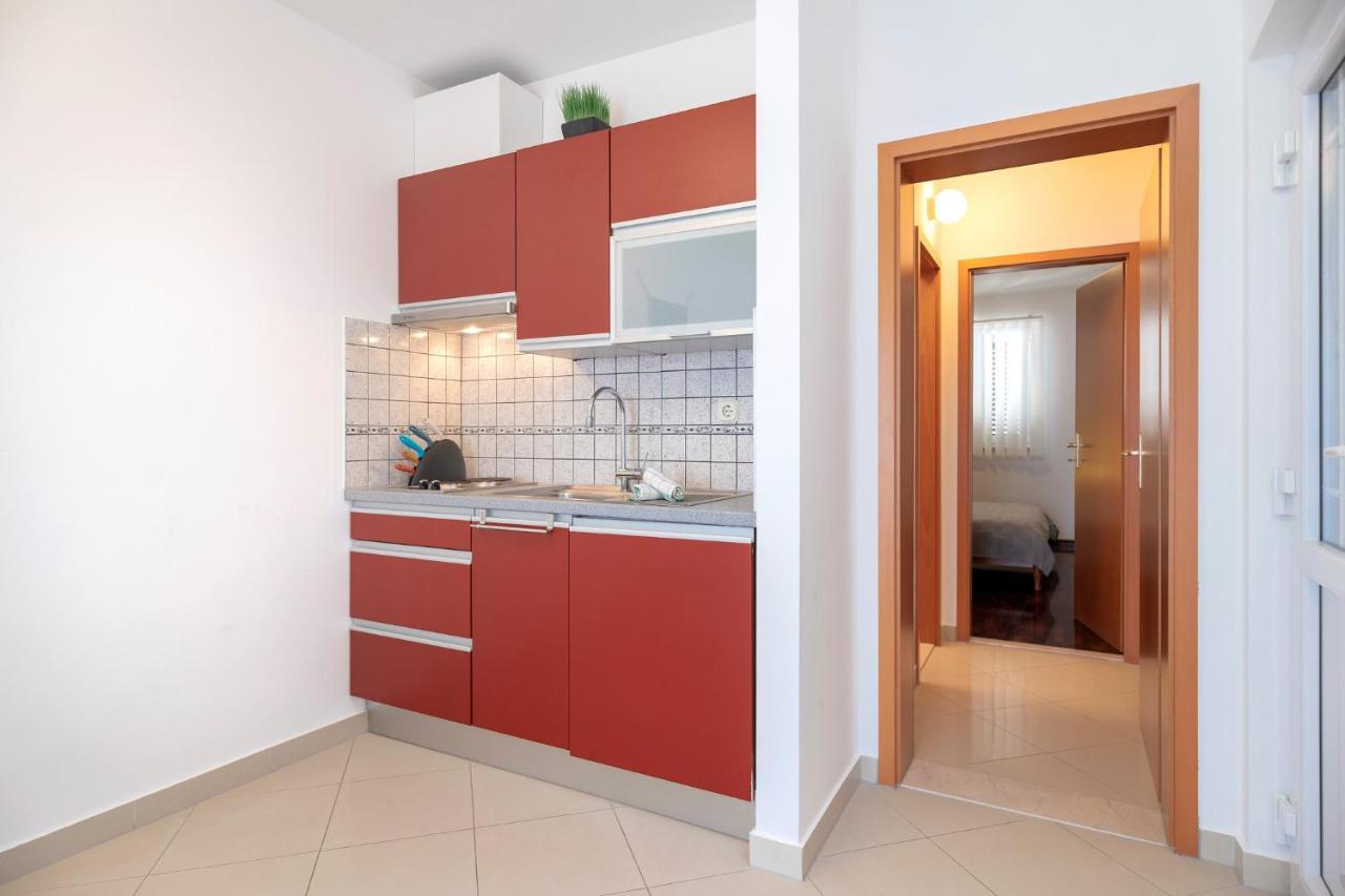 Hektorovic Poolside Apartments Bol Exterior foto